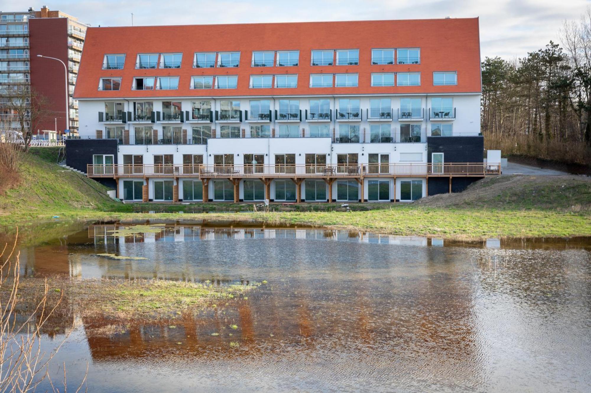 Dune Hotel Nieuwpoort Exteriör bild